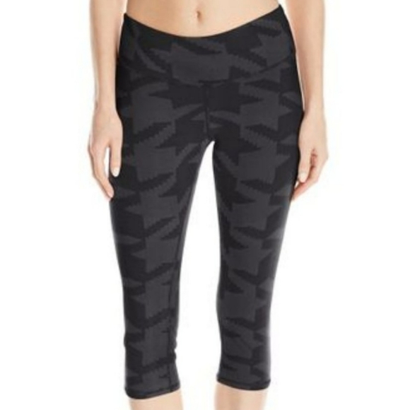 ALO Yoga Pants - Alo Yoga High-Waisted "Goddess" Cropped Leggings | Black & Charcoal | Medium